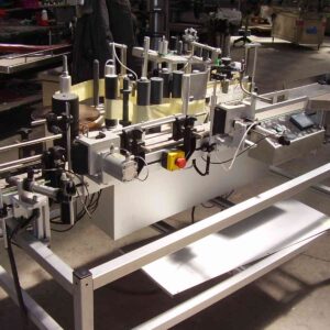 Second-hand CDA 3-stations adhesive labeller