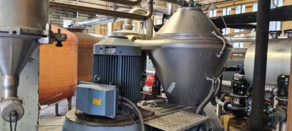 Centrifugadora Alfa laval BRPX 617 SVF usada