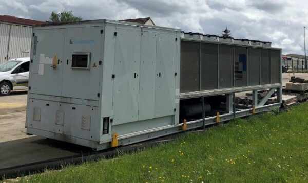 Grupo de frio Climaveneta Mitsubishi 500 kw usado