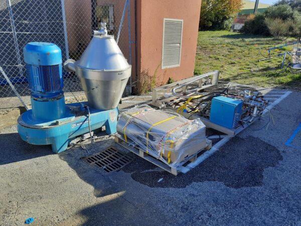 Clarificadora Alfa Laval AX213S-31B usada