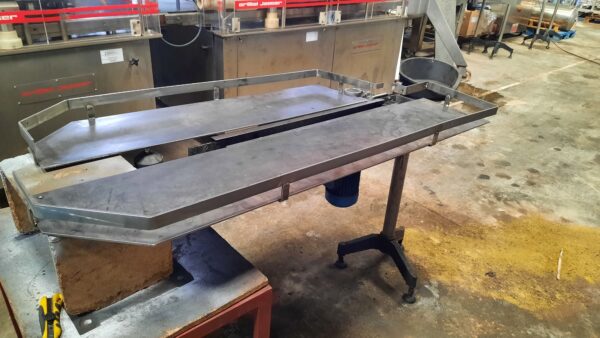 Mesa inox de acumulacion usada